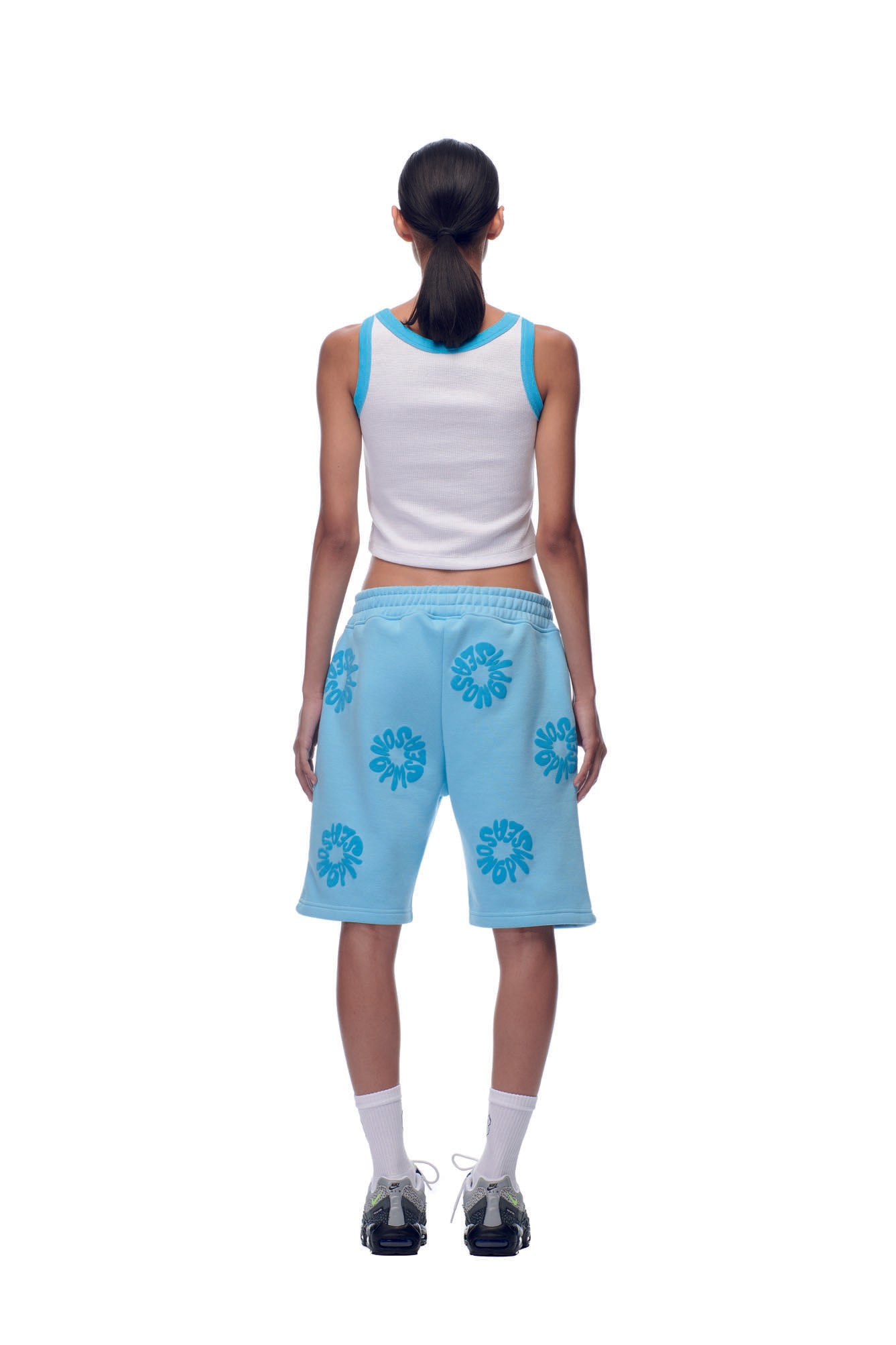 FLOWER SHORTS BABY BLUE