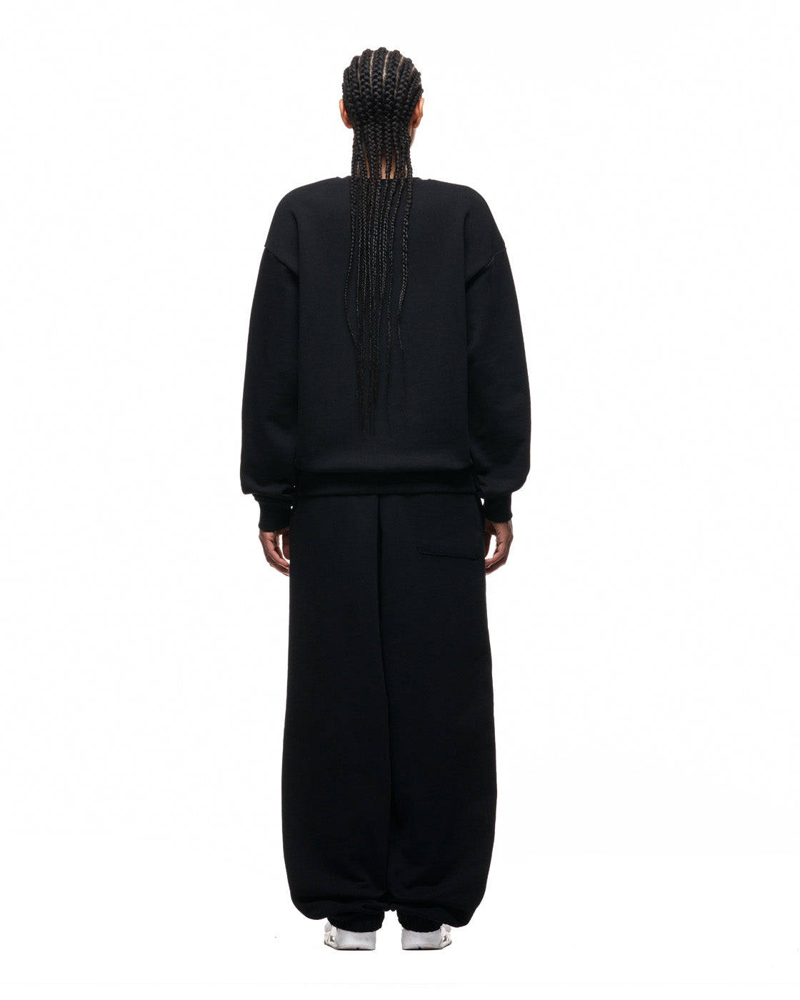 6PM+ CREWNECK '26 BLACK