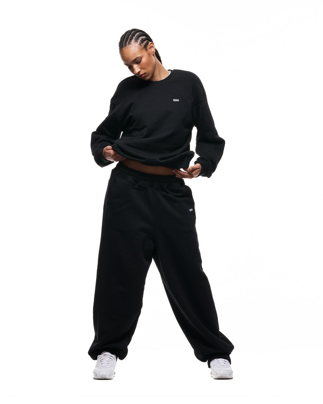 6PM+ CREWNECK '26 BLACK