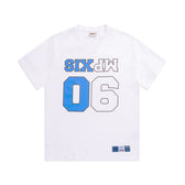 The DOWN UNDER COLLEGE T-SHIRT WHITE by 6PM features mirrored "06" and "MXPIS" in blue and black on the front, plus a small matching patch near the bottom hem.