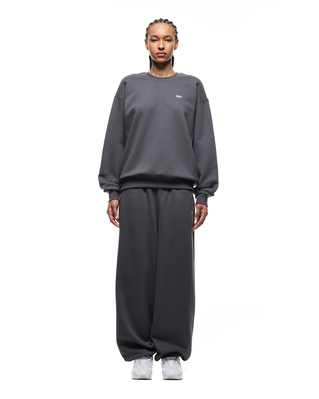 6PM+ CREWNECK '26 ANTHRACITE