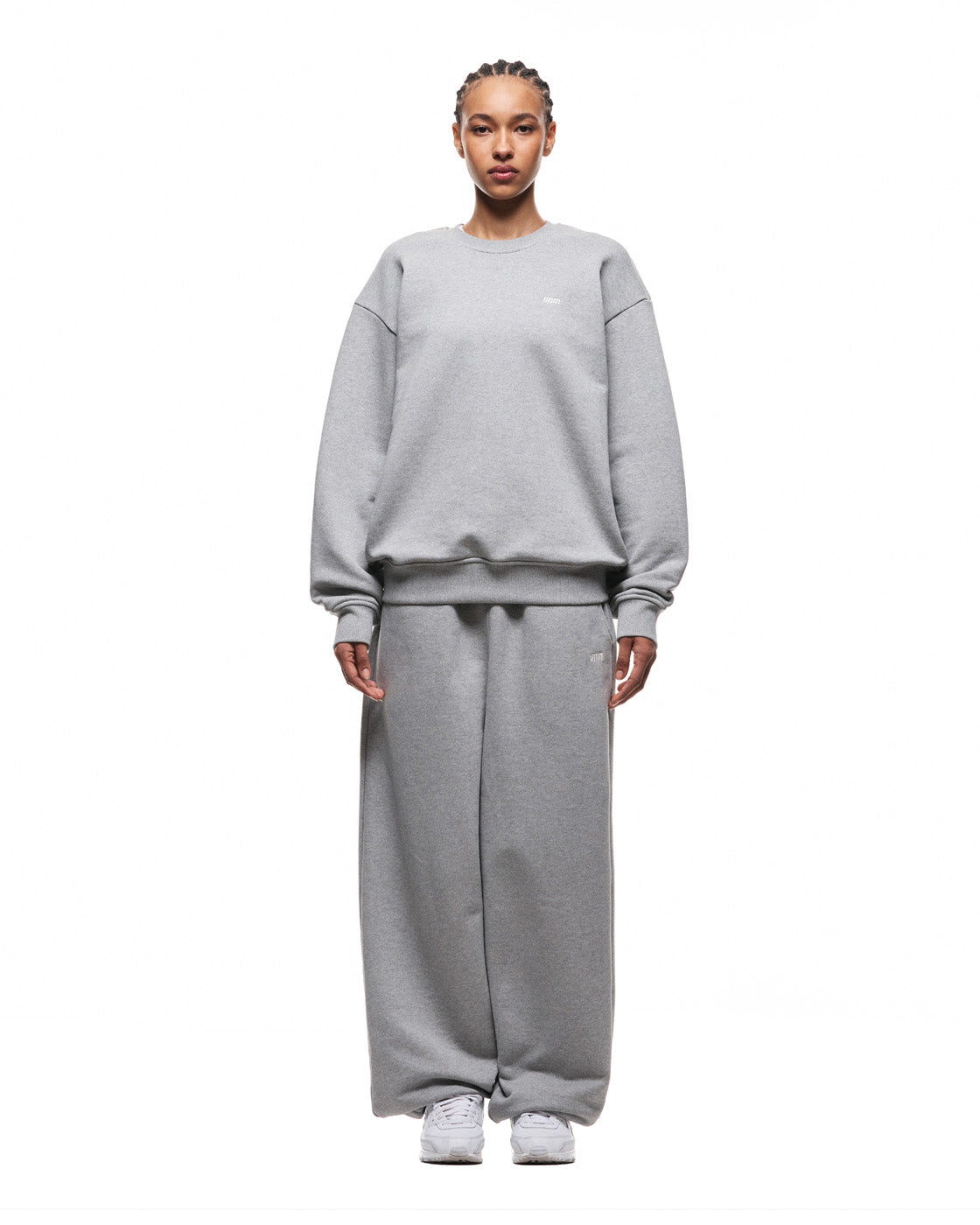 6PM+ CREWNECK '26 MID GREY MELANGE
